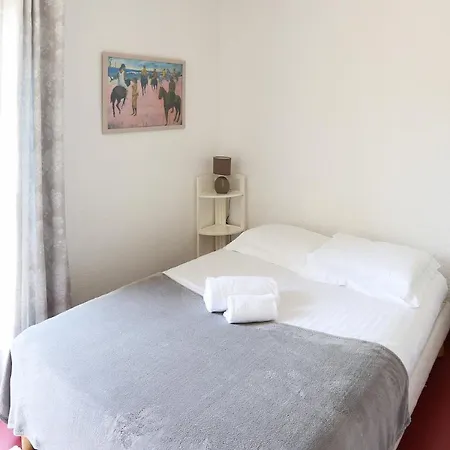 Suquette Charming Provencal House In With Terrace, Garden And Pool Access Holiday home *