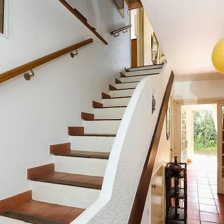 Suquette Charming Provencal House In With Terrace, Garden And Pool Access